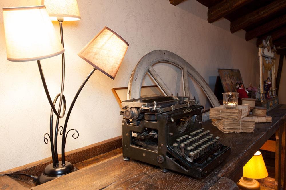 B&B Relais Al Borgo Somma Lombardo Bagian luar foto